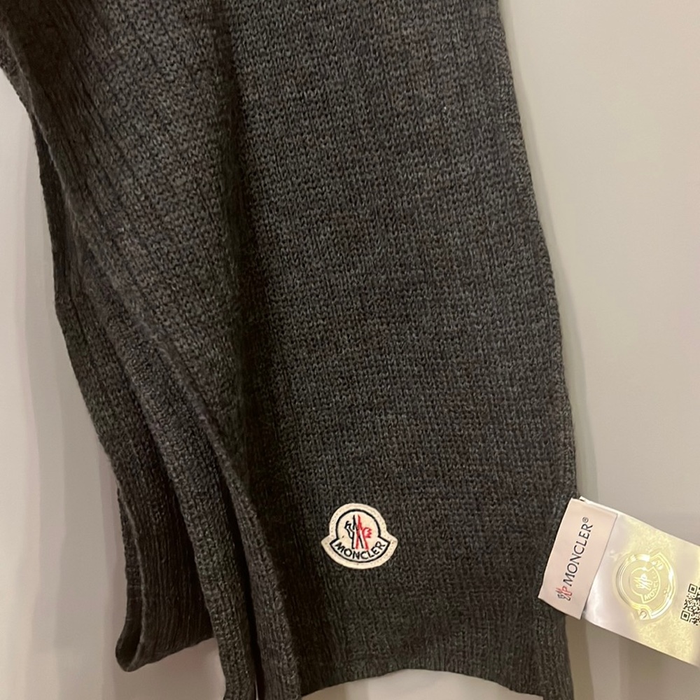 Moncler mens ( unisex ) winter scarf